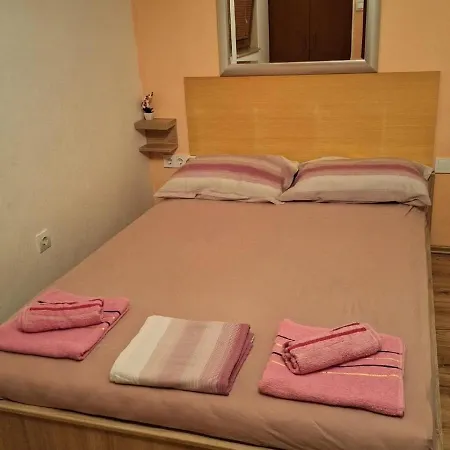 Charming With Private Pool Holiday home Skrip