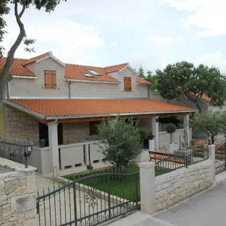 펜션 Charming With Private Pool *
