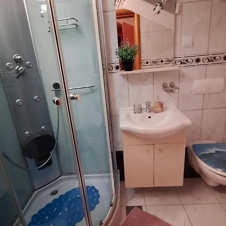Semesterbostad Charming With Private Pool Škrip